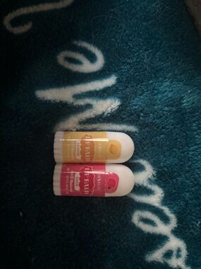 Vintage Style Peach & Strawberry Balms Duo